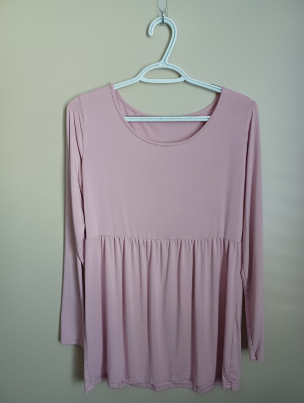 Women's Maternity Size Medium Pink Long Sleeve Polyester Spandex Shirt Top
